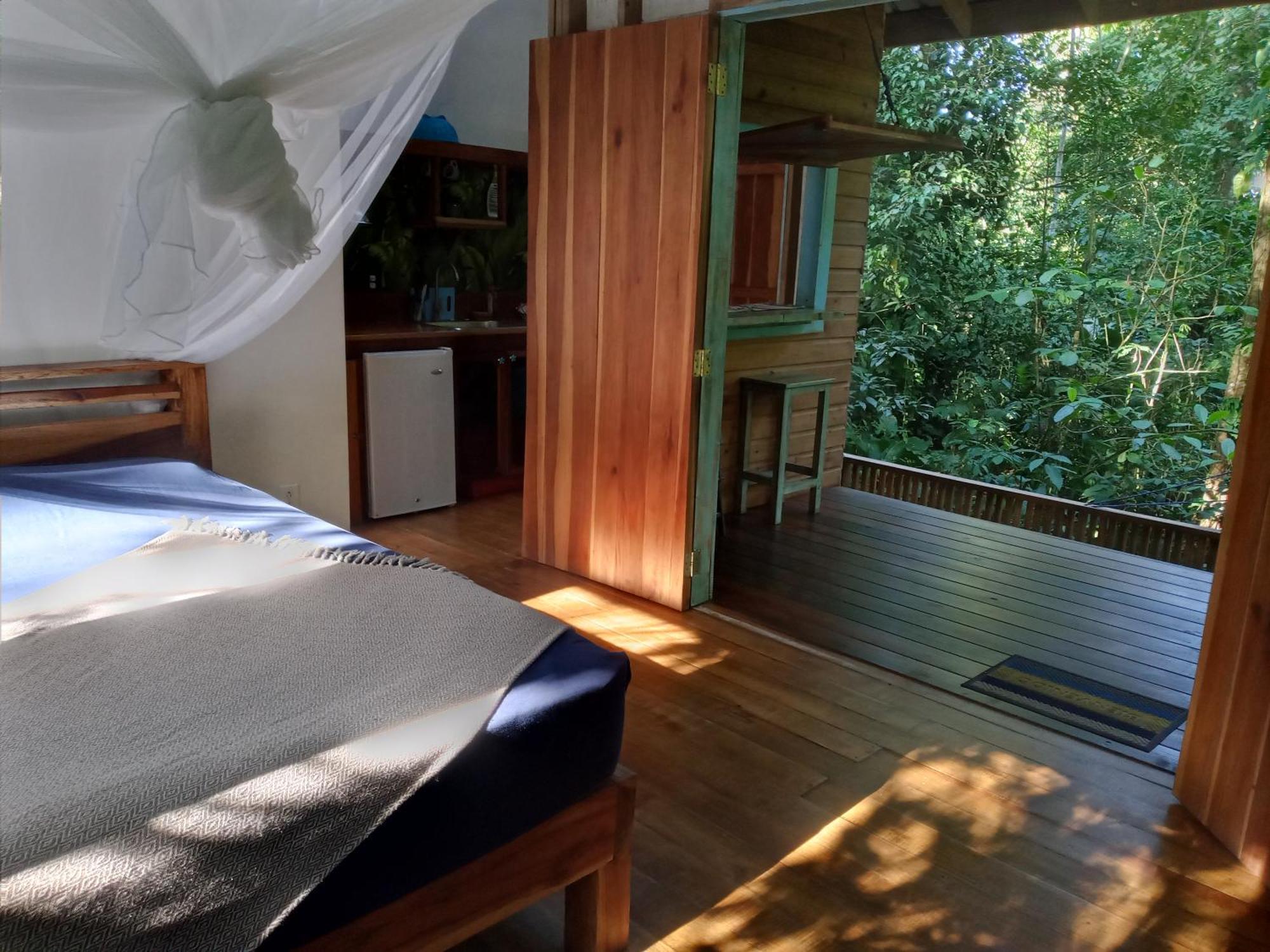 Jungle Paunch Villa Bocas del Toro Exterior photo