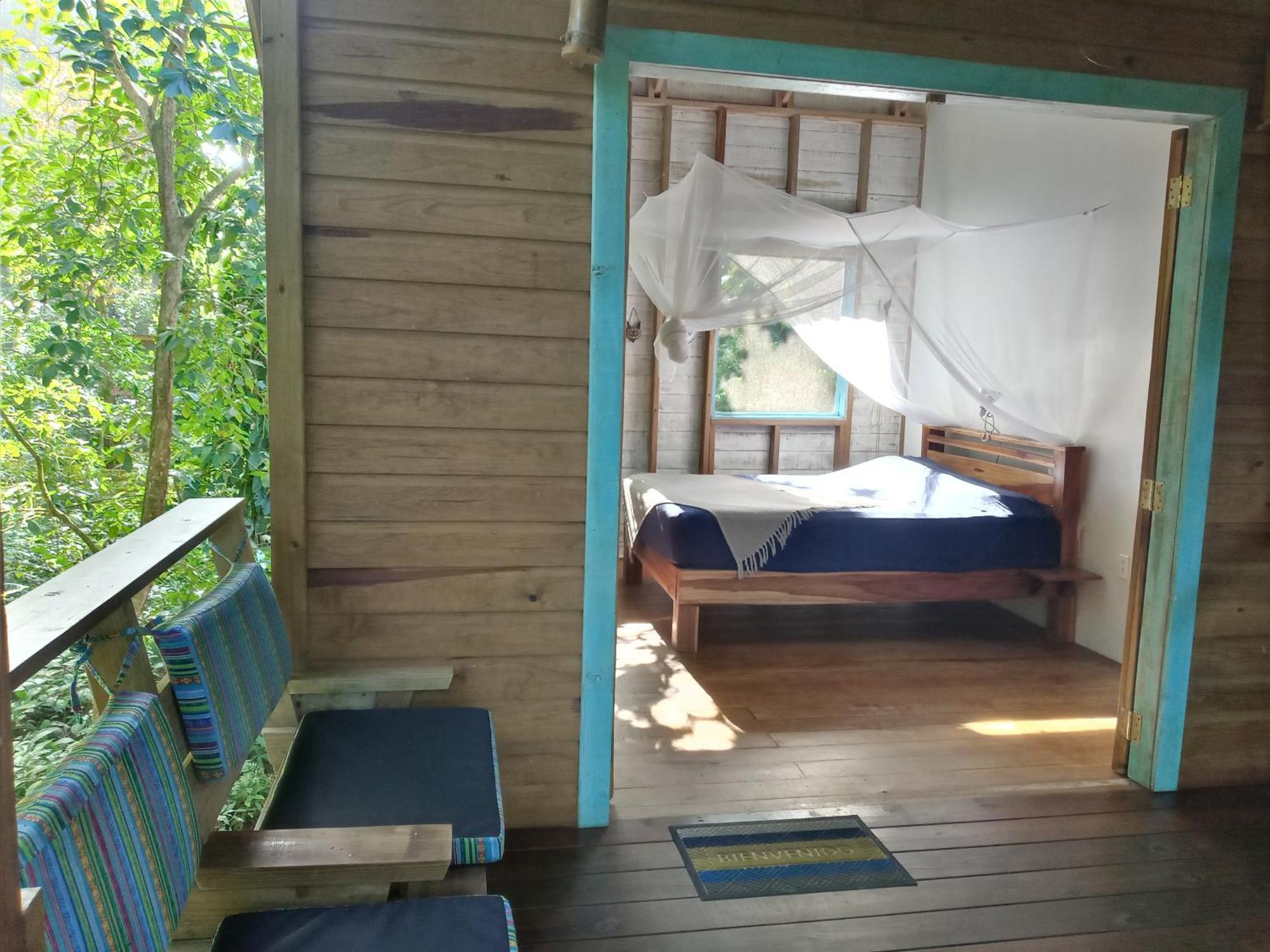 Jungle Paunch Villa Bocas del Toro Exterior photo